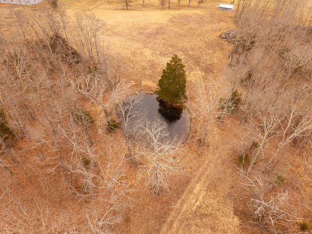 2405 County Road 2710, Mountain View, MO 65548