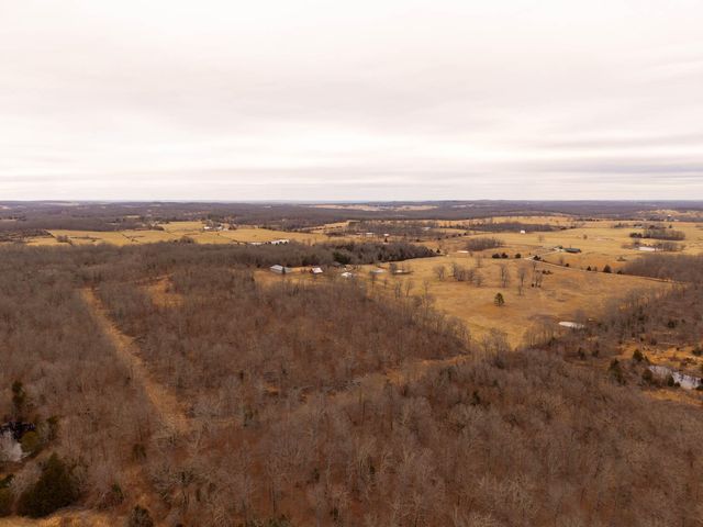 2405 County Road 2710, Mountain View, MO 65548