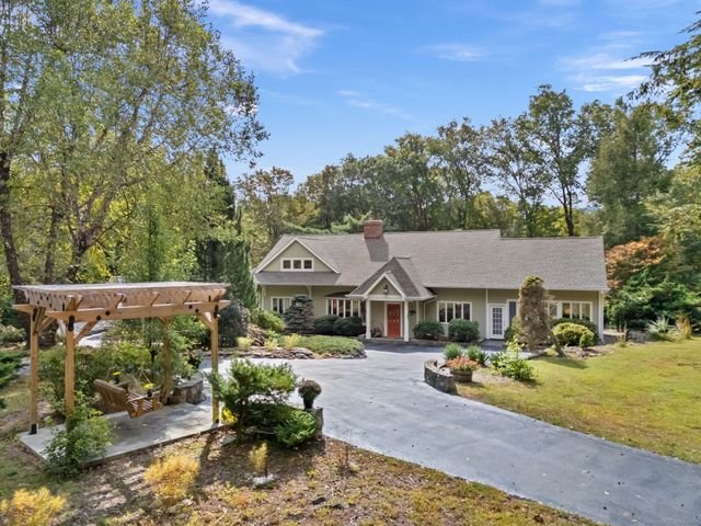 13 Indian Hill Road, Wilton, CT 06897