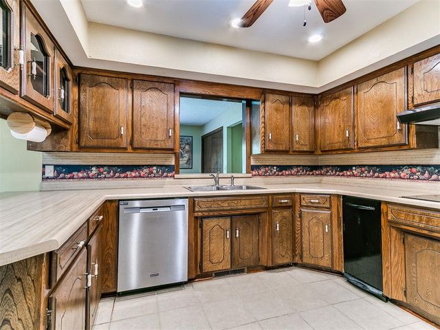 7228 NW 119th Street, Oklahoma City, OK 73162