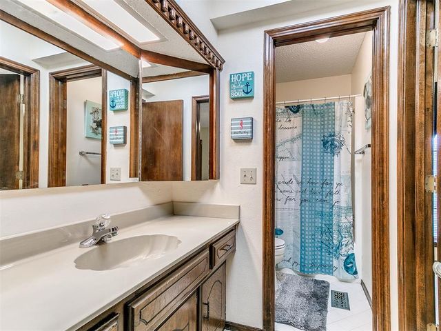 7228 NW 119th Street, Oklahoma City, OK 73162