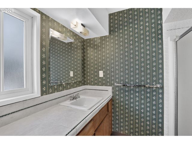 52090 Se 4TH St, Scappoose, OR 97056