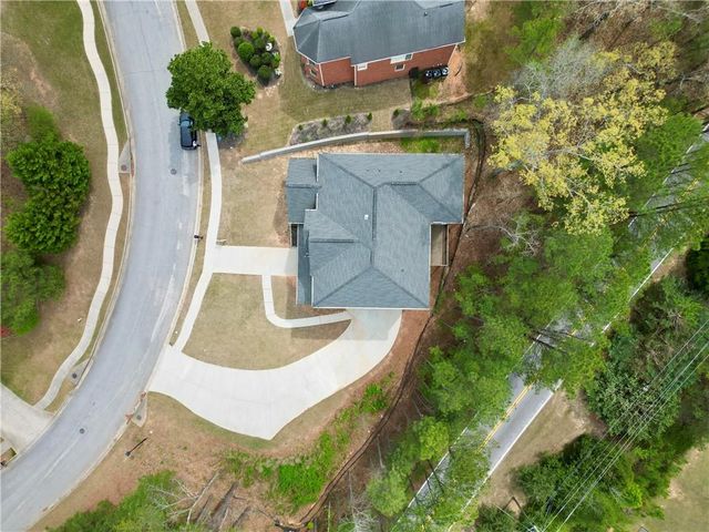 5610 Bent Grass Way, Douglasville, GA 30135