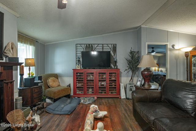 235 Kamber Ln, Vine Grove, KY 40175