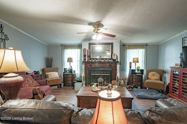 235 Kamber Ln, Vine Grove, KY 40175