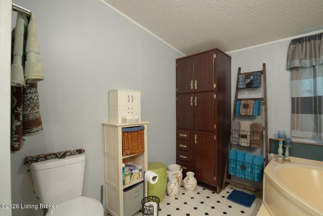 235 Kamber Ln, Vine Grove, KY 40175