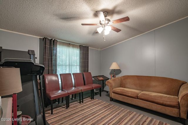 235 Kamber Ln, Vine Grove, KY 40175