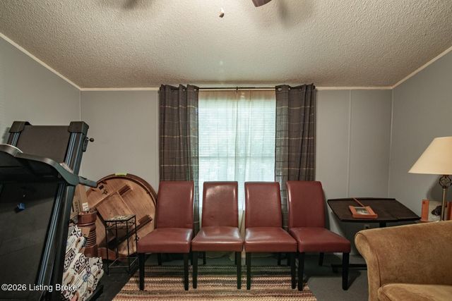 235 Kamber Ln, Vine Grove, KY 40175