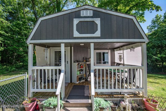 235 Kamber Ln, Vine Grove, KY 40175