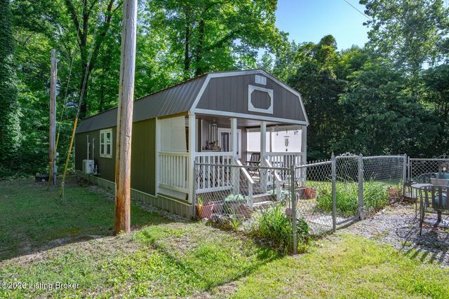 235 Kamber Ln, Vine Grove, KY 40175