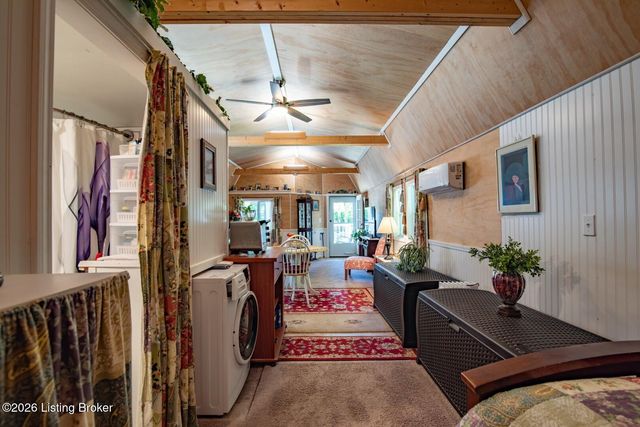 235 Kamber Ln, Vine Grove, KY 40175