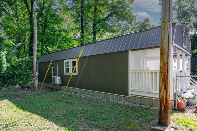 235 Kamber Ln, Vine Grove, KY 40175