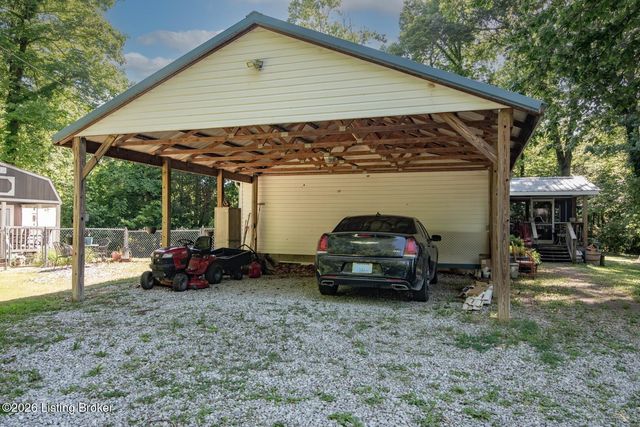 235 Kamber Ln, Vine Grove, KY 40175