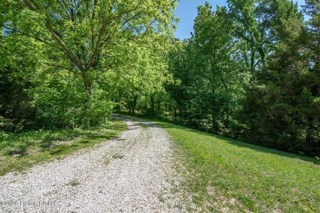 235 Kamber Ln, Vine Grove, KY 40175