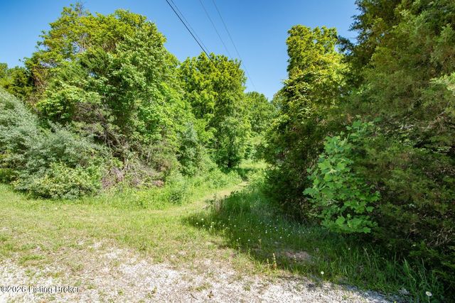 235 Kamber Ln, Vine Grove, KY 40175