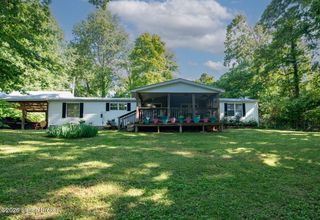 235 Kamber Ln, Vine Grove, KY 40175