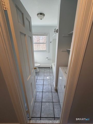 192 High Street, Fairfield, CT 06824