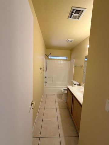 6037 W Southgate Avenue, Phoenix, AZ 85043