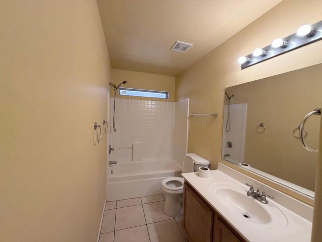 6037 W Southgate Avenue, Phoenix, AZ 85043