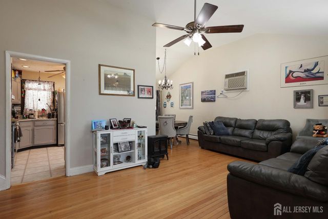 22 Webb Drive, Fords, NJ 08863