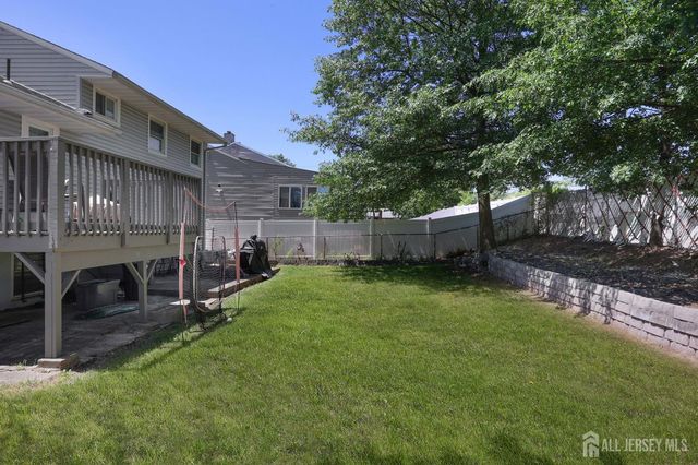 22 Webb Drive, Fords, NJ 08863