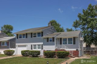 22 Webb Drive, Fords, NJ 08863