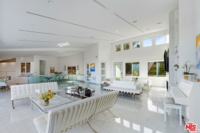 28405 Via Acero Street, Malibu, CA 90265
