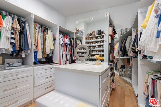 28405 Via Acero Street, Malibu, CA 90265