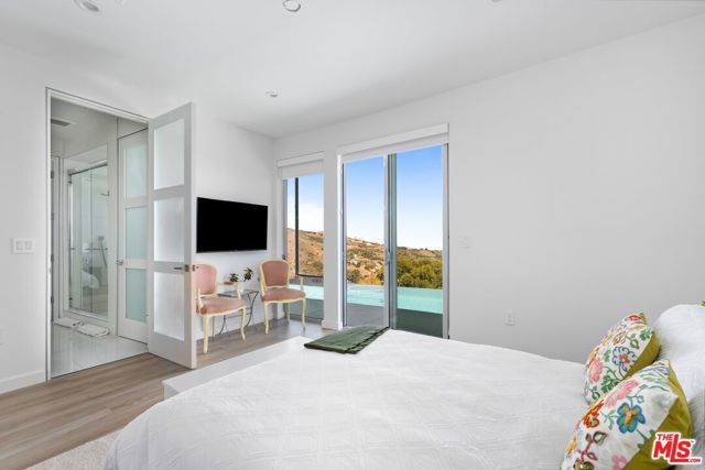 28405 Via Acero Street, Malibu, CA 90265