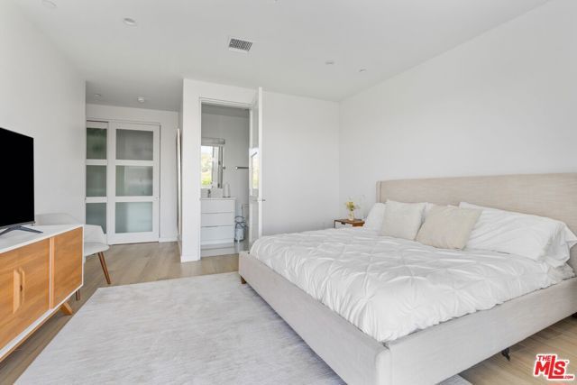 28405 Via Acero Street, Malibu, CA 90265