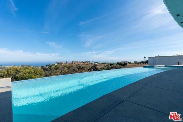 28405 Via Acero Street, Malibu, CA 90265