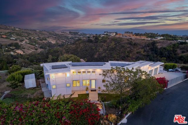 28405 Via Acero Street, Malibu, CA 90265