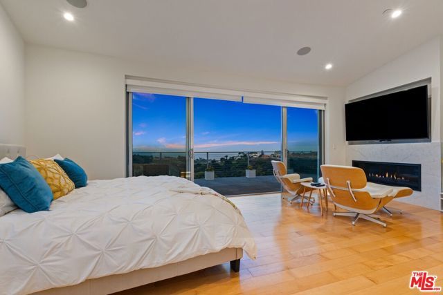28405 Via Acero Street, Malibu, CA 90265