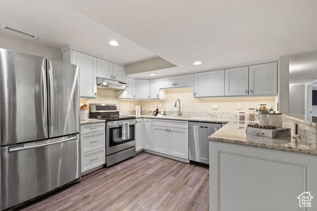 9820 S CAMERON PL, Sandy, UT 84092