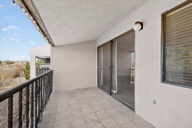 911 Country Club Drive SE APT F, Rio Rancho, NM 87124