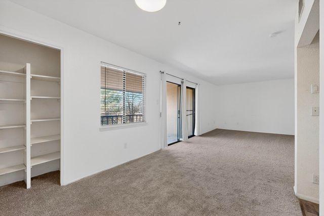 911 Country Club Drive SE APT F, Rio Rancho, NM 87124