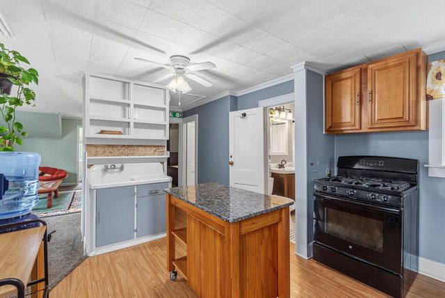 2154 S 69th STREET, West Allis, WI 53219