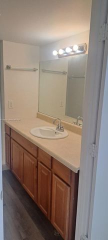 4255 N University Drive 315, Sunrise, FL 33351