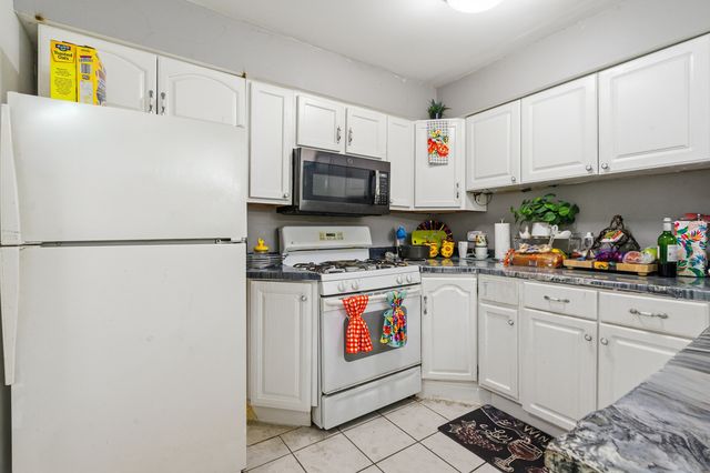 4521 Provincetown Drive, Country Club Hills, IL 60478