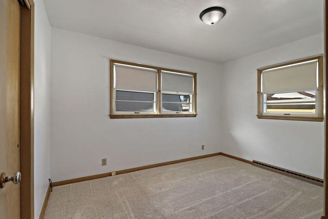 2400 Rupert BOULEVARD, Racine, WI 53405