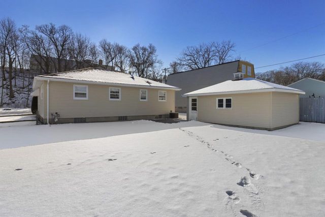 2400 Rupert BOULEVARD, Racine, WI 53405