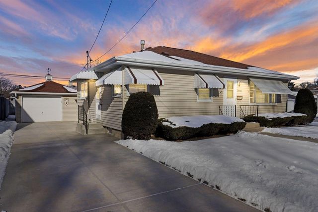 2400 Rupert BOULEVARD, Racine, WI 53405