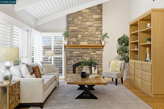 15 15 Duffy Ct, Pleasant Hill, CA 94523