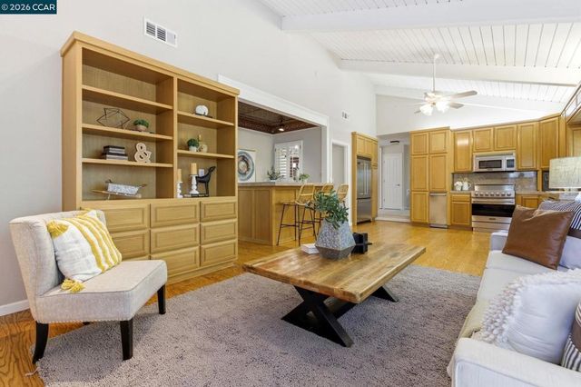 15 15 Duffy Ct, Pleasant Hill, CA 94523