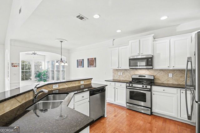 6503 Grove Park Drive, Hoschton, GA 30548