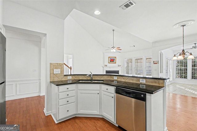 6503 Grove Park Drive, Hoschton, GA 30548