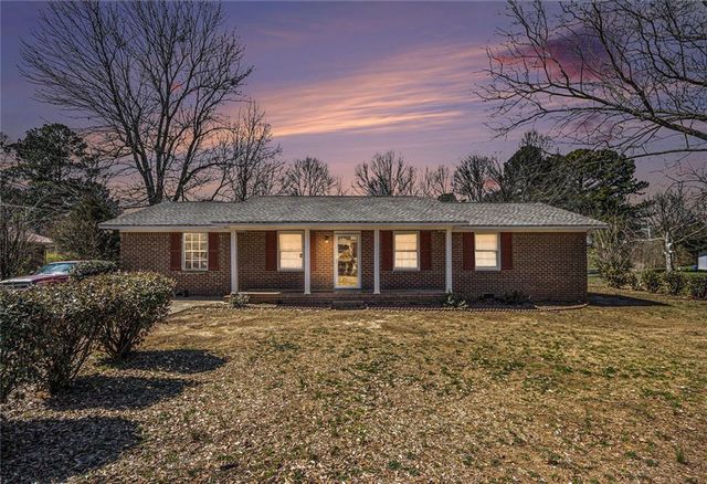 413 North College Drive, Cedartown, GA 30125