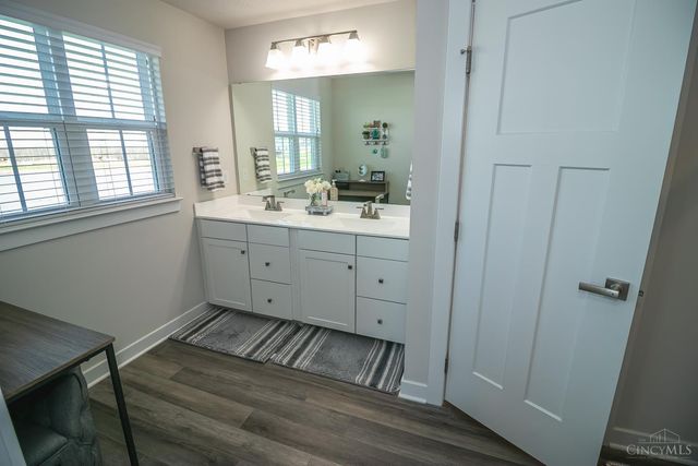 5783 Classicway Boulevard, Hamilton Twp, OH 45152