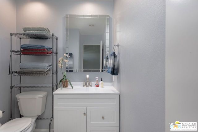 422 Forest Hills Drive, Rancho Mirage, CA 92270