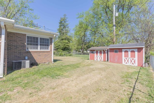 1020 Martin Lane, Evansville, IN 47715